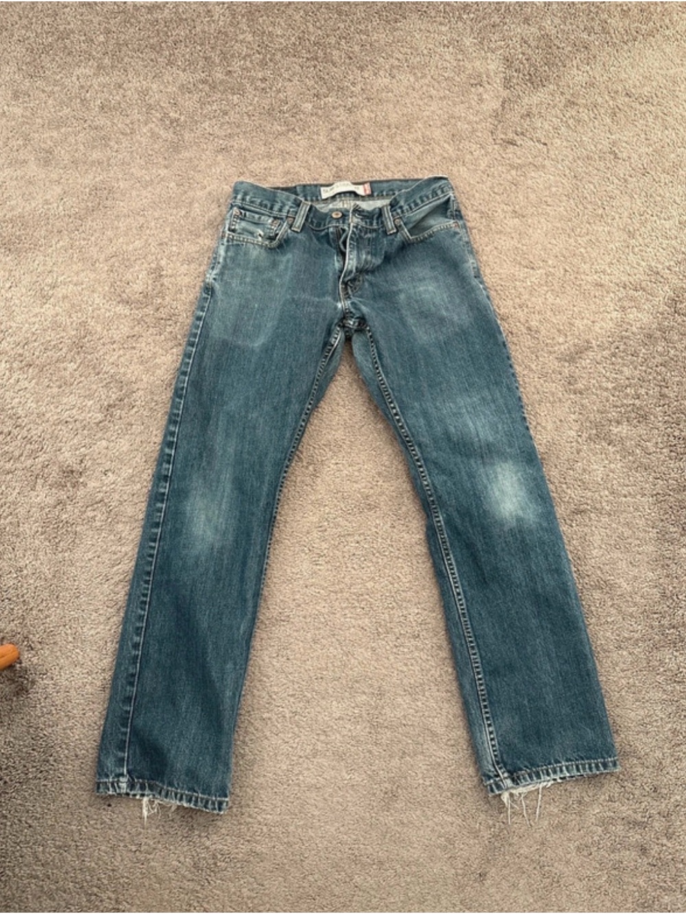 Levi's 514 faded blue straight jeans